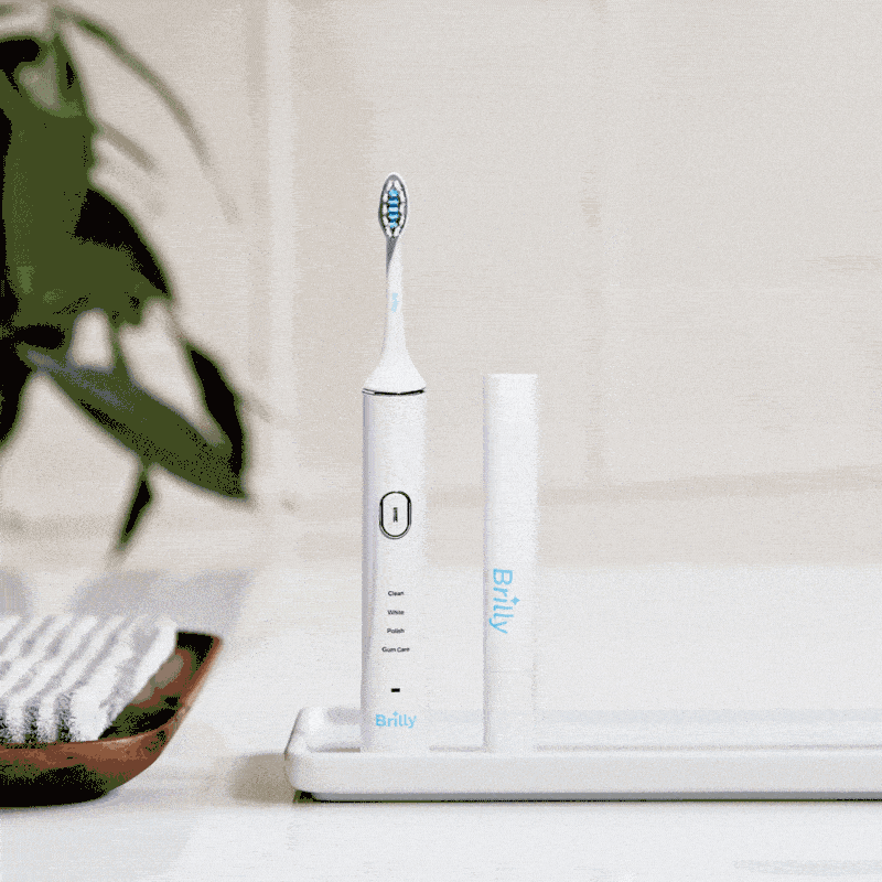 Brilly tooth whiten